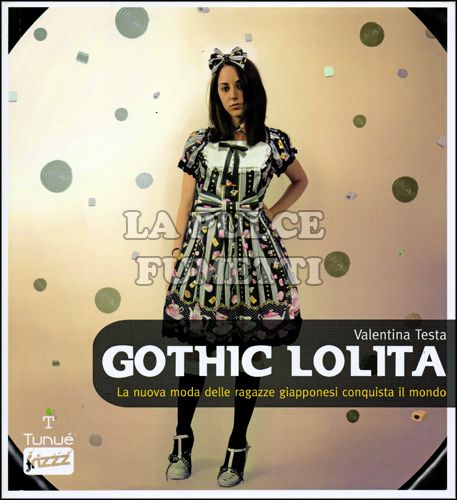 GOTHIC LOLITA